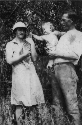 Jenny and Per-Johan with Lilly
